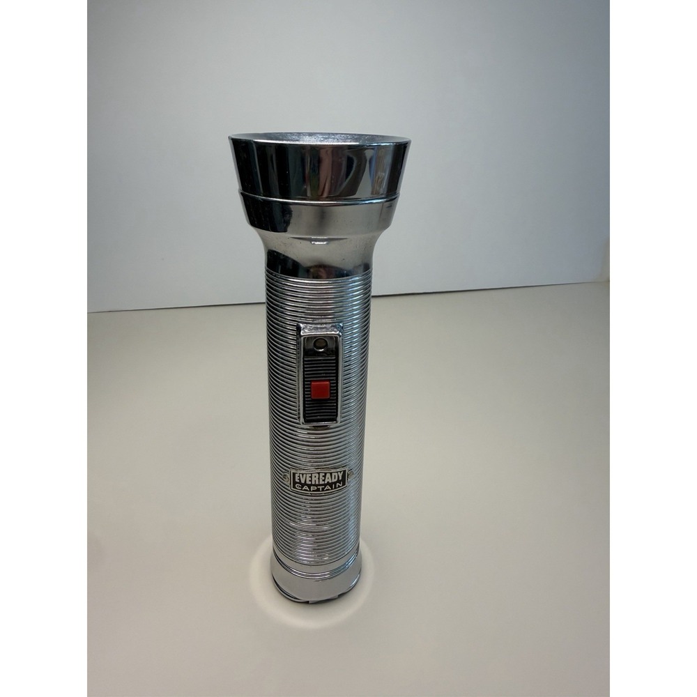 EVEREADY Captain Vintage Metal Flashlight Union Carbide Collectible Torch Lamp